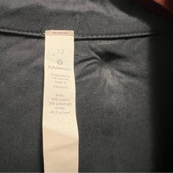 Lululemon Perfectly Poised Black Dress Size 12 Missing Belt - Picture 9 of 15
